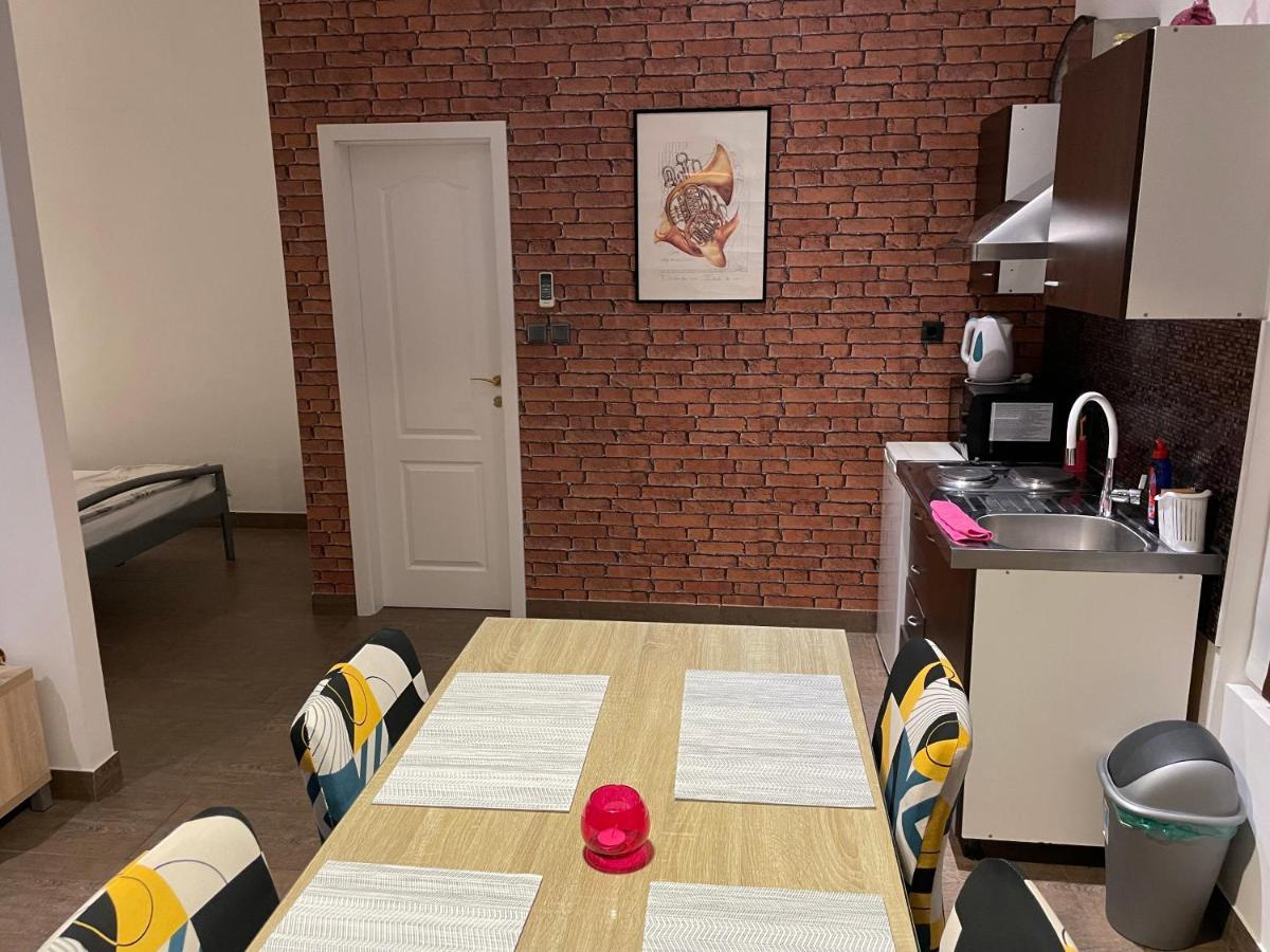Apartmani Bm Биоград на Мору Екстериор снимка